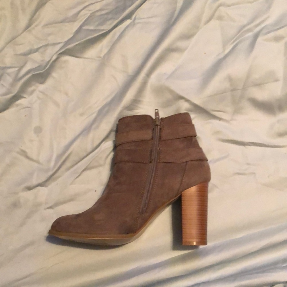 Booties - Picture 4 of 4